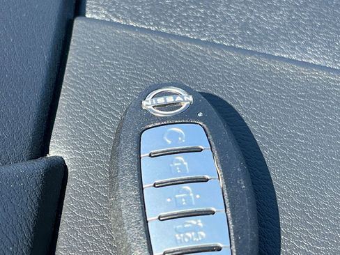 Used 2025 Nissan Altima 2.5 SV image 24