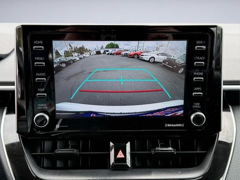 Used 2021 Toyota Corolla LE w/ Carpet Mat Package (TMS) FWD image 21