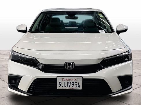 Used 2024 Honda Civic Touring image 3