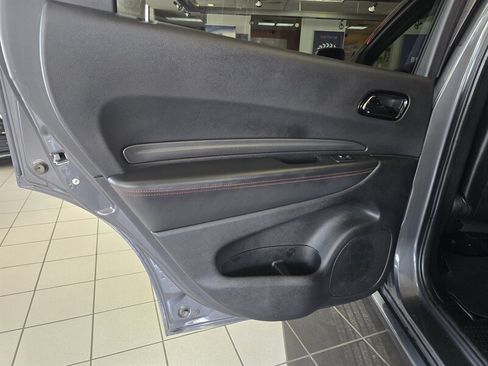 Used 2024 Dodge Durango GT AWD/4WD image 11