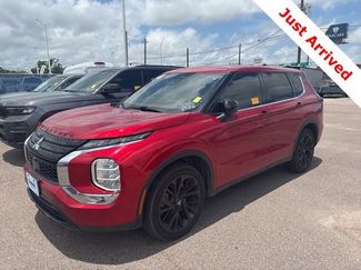 Used 2023 Mitsubishi Outlander SE FWD video 1