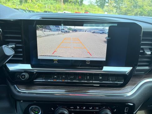 Certified 2023 Chevrolet Silverado 1500 LT AWD/4WD image 20