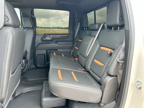 Used 2026 GMC Sierra 2500 AT4 w/ AT4 Premium Plus Package AWD/4WD image 22