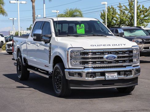 Certified 2024 Ford F250 Lariat AWD/4WD image 3