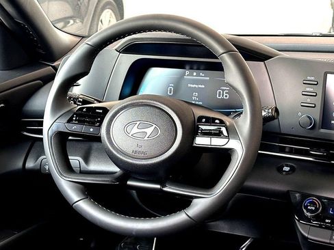 Used 2025 Hyundai Elantra Sport w/ Cargo Package FWD image 26