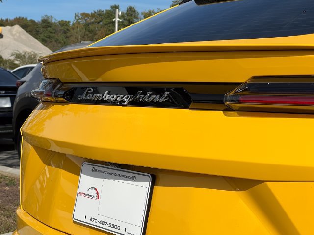 Used 2020 Lamborghini Urus AWD/4WD image 48