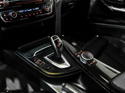 Used 2017 BMW 340i Sedan RWD image 31