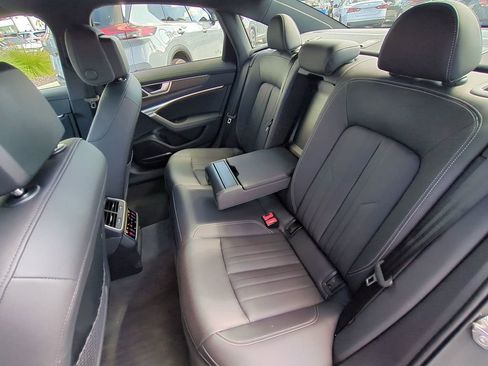 Used 2022 Audi A6 Premium Plus image 12