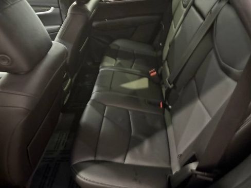 Used 2022 Cadillac XT5 Sportv AWD/4WD image 32