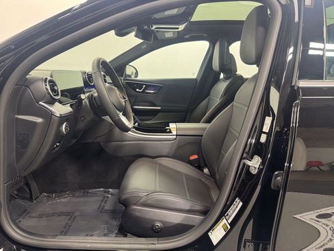 Certified 2025 Mercedes-Benz C 300 4MATIC Sedan image 7