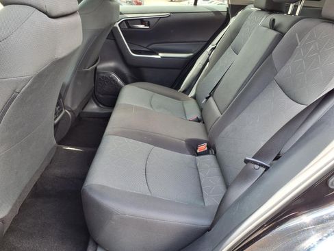 Used 2024 Toyota RAV4 XLE FWD image 12