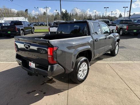 Certified 2025 Toyota Tacoma SR5 image 6