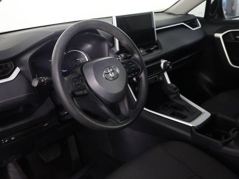 Used 2024 Toyota RAV4 XLE w/ Convenience Package image 27