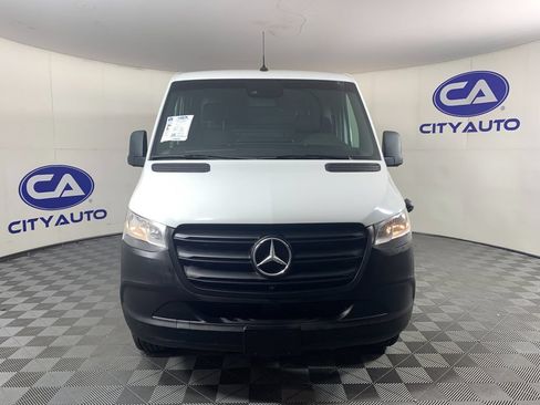 Used 2022 Mercedes-Benz Sprinter 1500 image 7