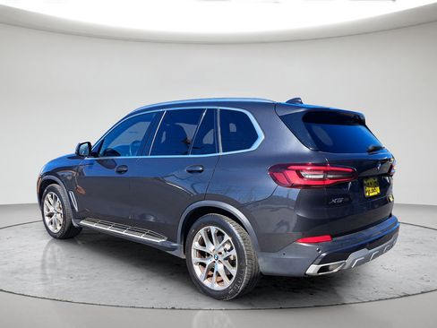Used 2023 BMW X5 xDrive40i AWD/4WD image 5