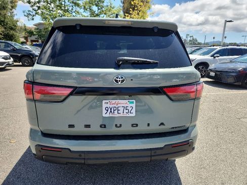 Used 2025 Toyota Sequoia SR5 AWD/4WD image 4