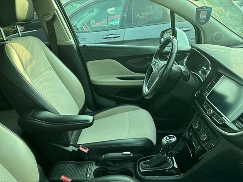 Used 2019 Buick Encore Preferred FWD image 6