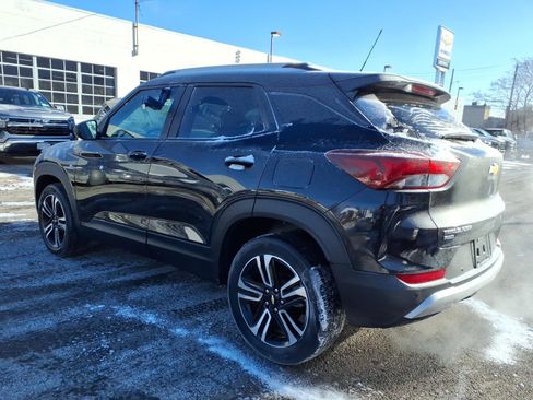 Used 2024 Chevrolet TrailBlazer LT w/ Convenience Package image 4