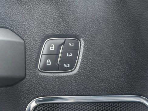 Used 2022 Ford F350 Platinum w/ Tremor Off-Road Package image 57