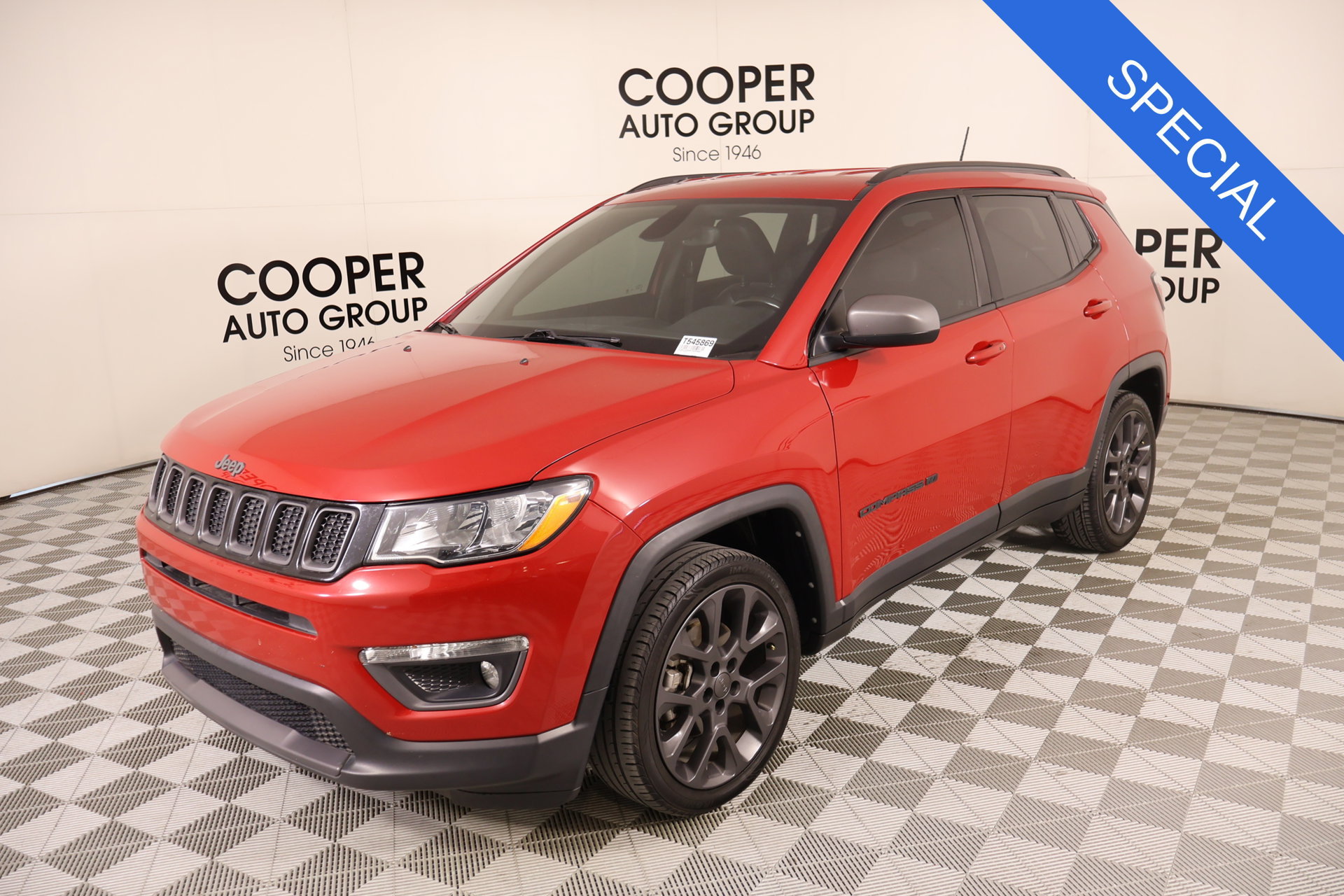 Used 2021 Jeep Compass Latitude FWD image 11