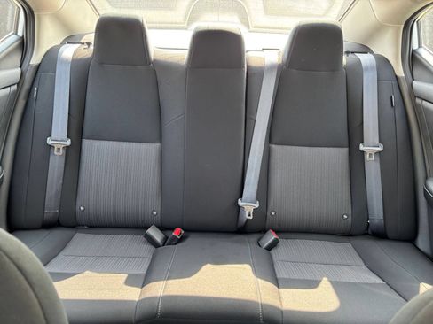 Used 2025 Nissan Sentra SV FWD image 36