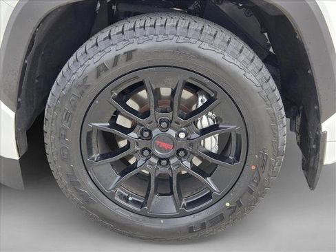 Certified 2025 Toyota Sequoia Limited w/ TRD Off-Road Package AWD/4WD image 23