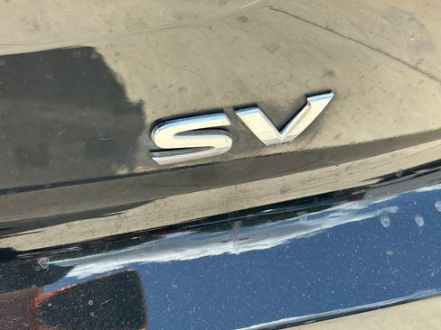 Used 2022 Nissan Pathfinder SV FWD image 12