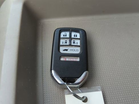 Used 2014 Honda Odyssey EX-L image 19