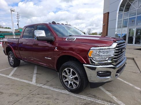 Used 2024 RAM 2500 Limited w/ Safety Group AWD/4WD image 2