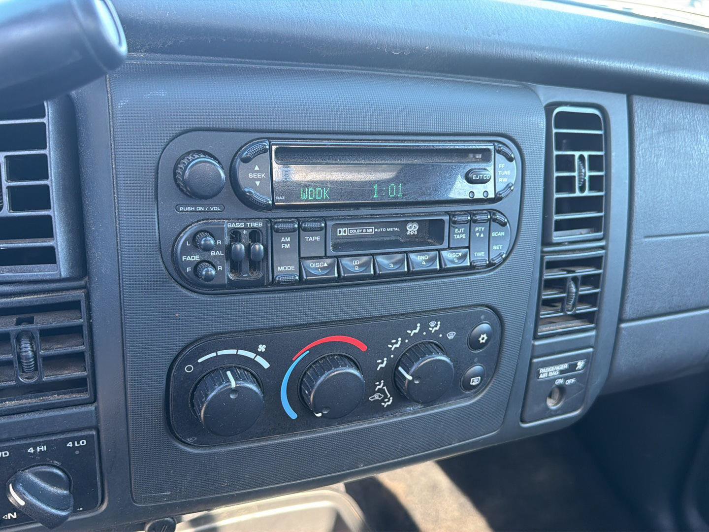Used 2004 Dodge Dakota Sport w/ PWR Convenience Group AWD/4WD image 19
