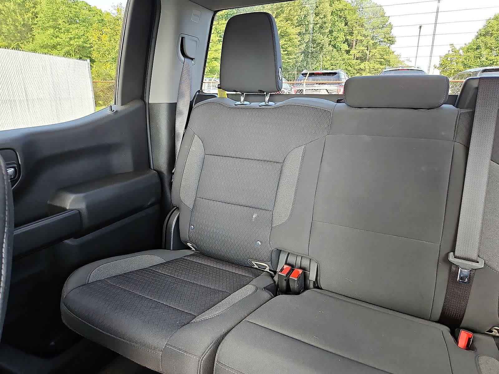 Used 2022 Chevrolet Silverado 1500 Custom Trail Boss AWD/4WD image 13