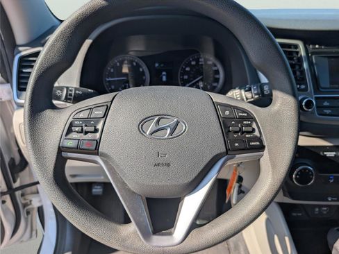 Used 2016 Hyundai Tucson SE image 21