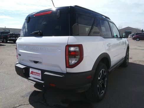 Used 2021 Ford Bronco Sport Outer Banks image 5