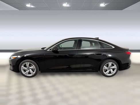 Used 2025 Audi A5 2.0T Premium w/ Convenience Package AWD/4WD image 2