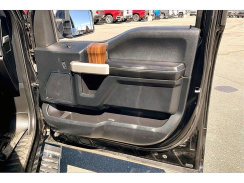 Used 2016 Ford F150 Lariat AWD/4WD image 24