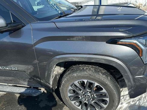 Used 2024 Toyota Tundra Limited image 9