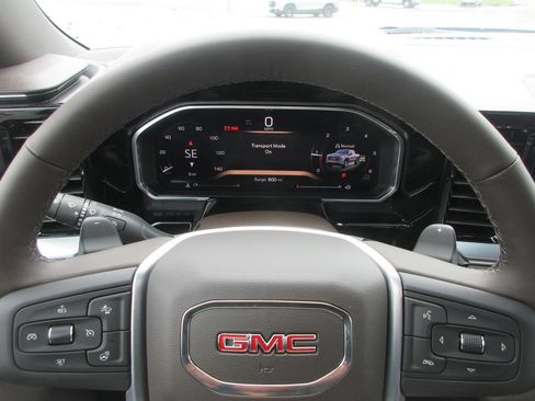 New 2026 GMC Sierra 1500 SLT w/ SLT Premium Plus Package AWD/4WD image 19