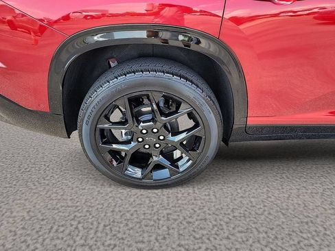Used 2026 Chevrolet Traverse RS FWD image 6