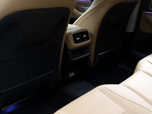 New 2026 Mercedes-Benz GLE 450 4MATIC image 16