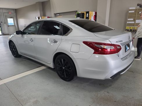 Used 2018 Nissan Altima 2.5 SV FWD image 7