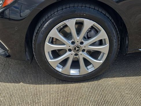 Used 2018 Mercedes-Benz E 300 image 22