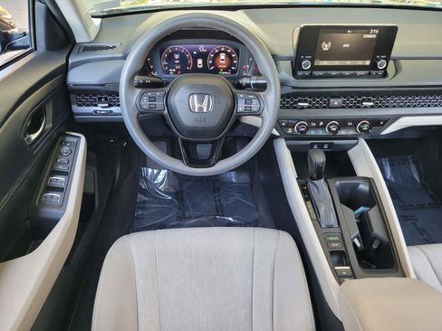 Used 2023 Honda Accord EX image 21
