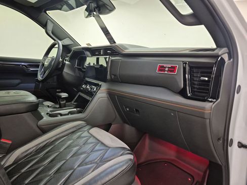 New 2026 GMC Sierra 1500 AT4 w/ AT4 Premium Package image 30