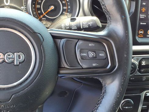 Used 2021 Jeep Wrangler Unlimited Sport AWD/4WD image 12