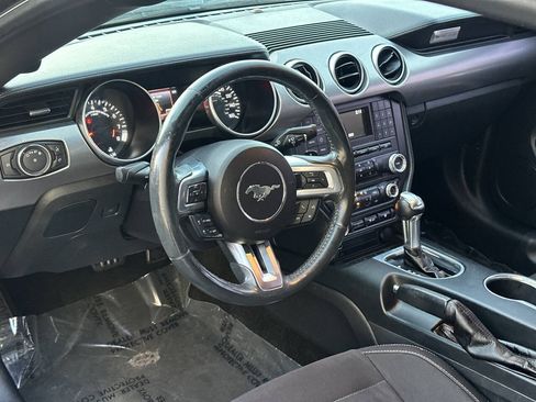 Used 2018 Ford Mustang GT RWD image 11
