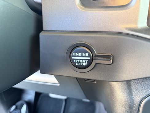 Used 2026 Ford Bronco 2-Door AWD/4WD image 27