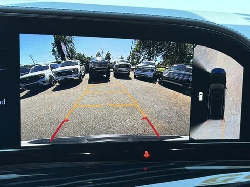 Used 2021 Cadillac Escalade Sport w/ Driver Assist Tech Package AWD/4WD image 39