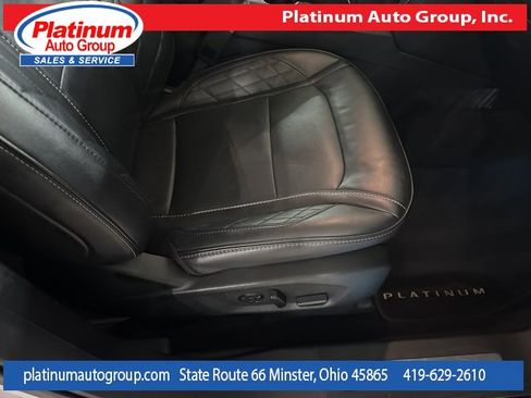 Used 2019 Ford Explorer Platinum image 41