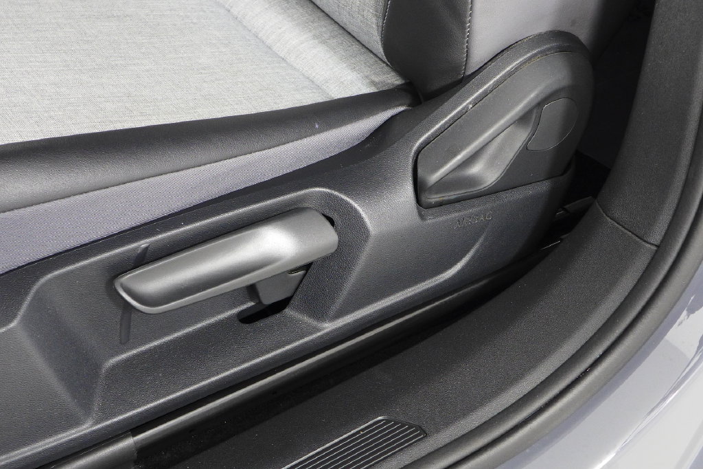 Certified 2023 Volkswagen ID.4 Pro RWD image 22