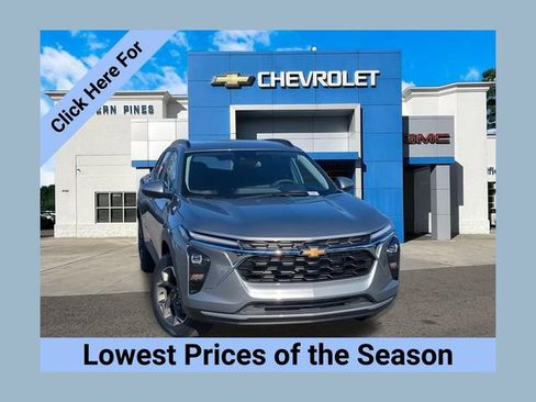 New 2026 Chevrolet Trax LT w/ Driver Confidence Package image 1